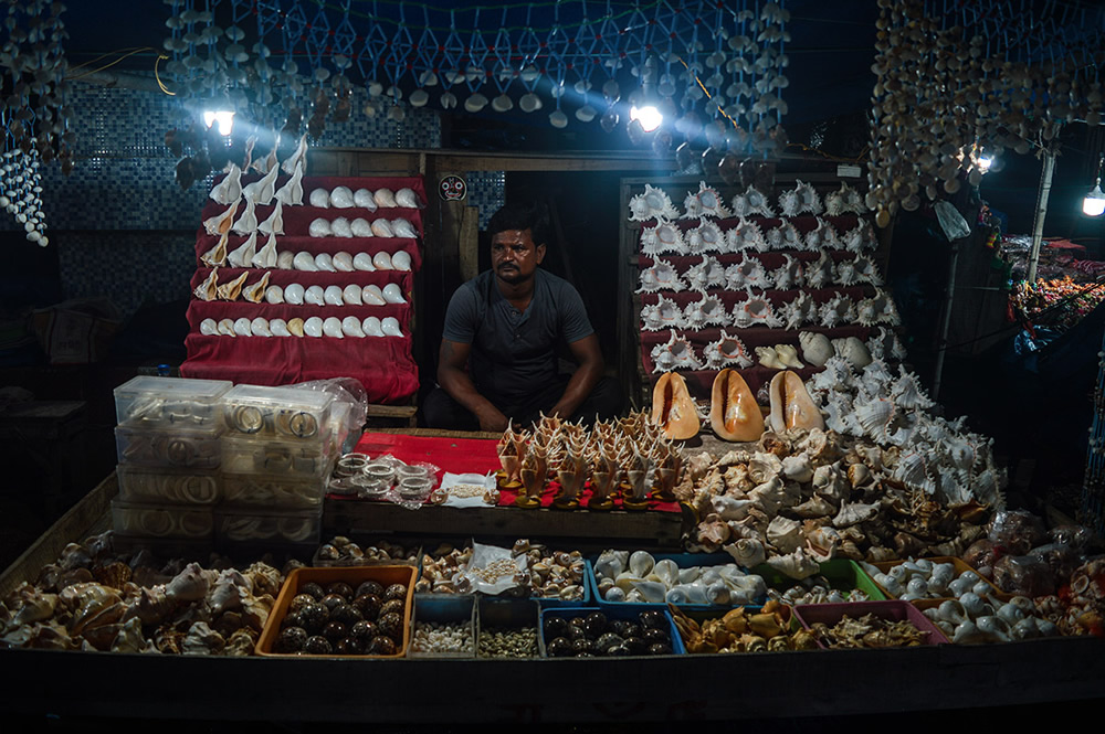 Beach Or Life: Photo Series By Indian Photographer Soumyabrata Roy